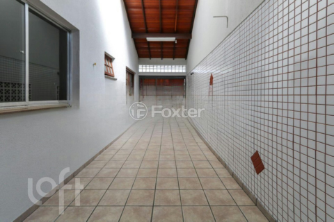 Image 62 - 1000036