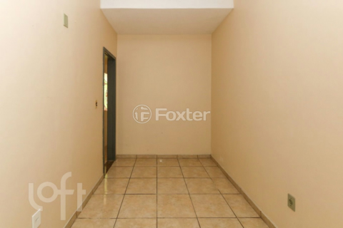 Image 38 - 1000036