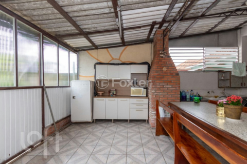 Image 4 - 1000062