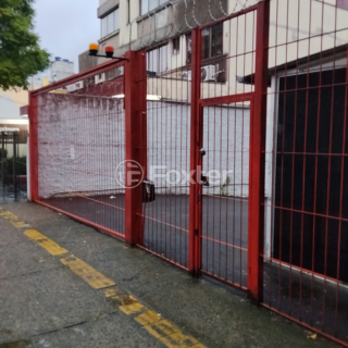 Image 6 - 1000077