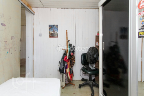 Image 4 - 1000078