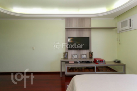 Image 30 - 1000084