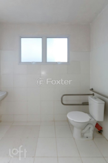 Image 7 - 1000098