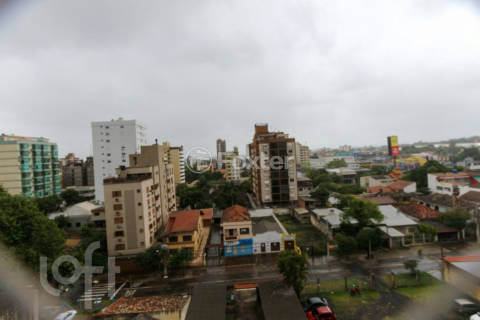 Image 17 - 1000112