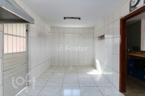 Image 8 - 1000119