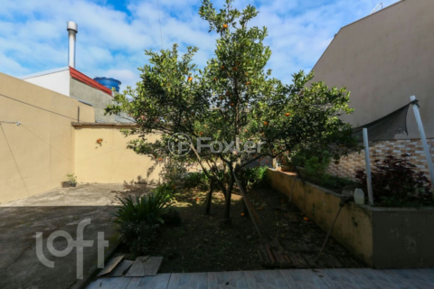 Image 1 - 1000134