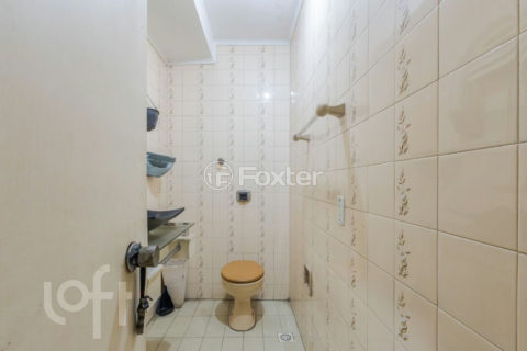 Image 9 - 1000155