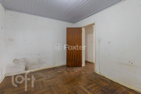 Image 21 - 1000155