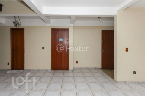 Image 4 - 1000159