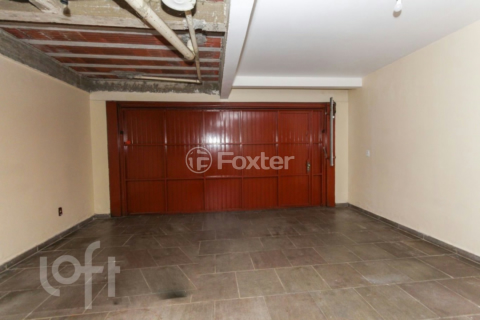 Image 32 - 1000159