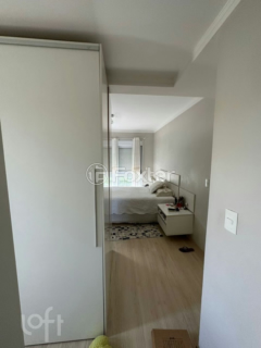 Image 4 - 1000177