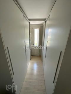 Image 5 - 1000177