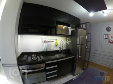 Image 2 - 1000179