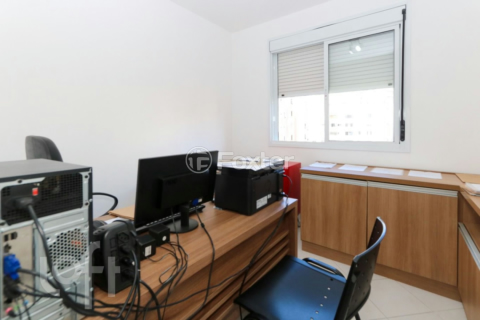 Image 4 - 1000185