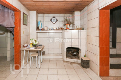 Image 4 - 1000190