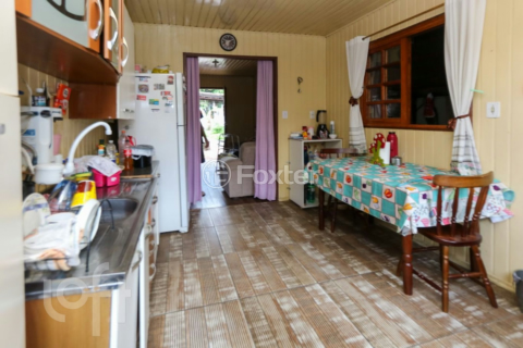 Image 4 - 1000198