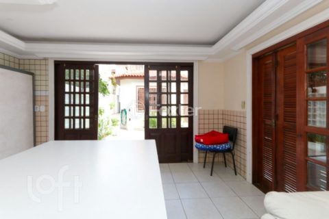 Image 19 - 1000202