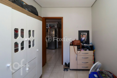 Image 7 - 1000208