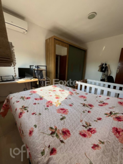 Image 3 - 1000212