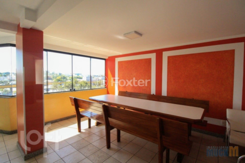 Image 7 - 1000242