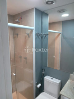 Image 4 - 1000268