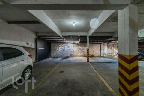 Image 41 - 1000315
