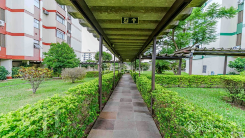 Image 31 - 1000327