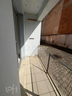 Image 1 - 1000354