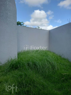 Image 15 - 1000410