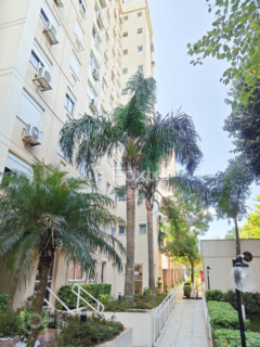 Image 21 - 1000420