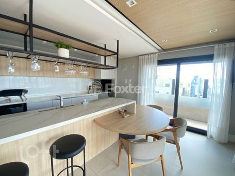 Image 17 - 1000426