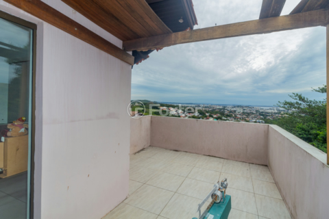 Image 32 - 1000532
