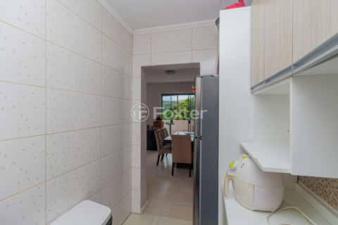 Image 40 - 1000532