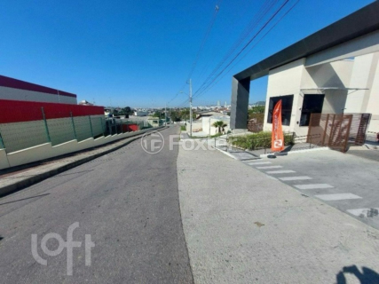 Image 38 - 1000595