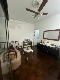 Image 3 - 1000646