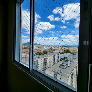 Image 27 - 1000710