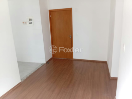 Image 3 - 1000715