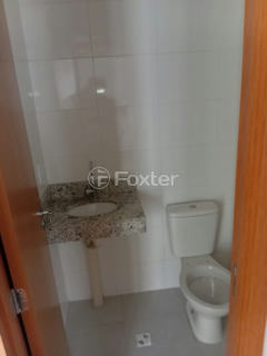 Image 6 - 1000715