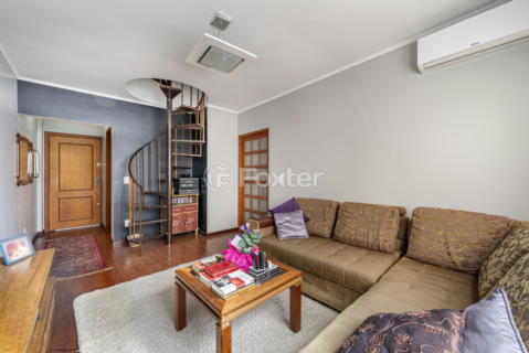 Image 27 - 1000779