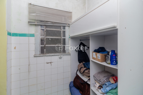 Image 41 - 1000791