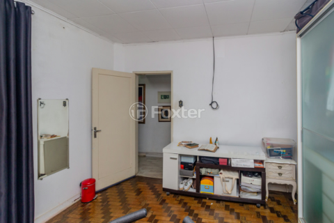 Image 26 - 1000791