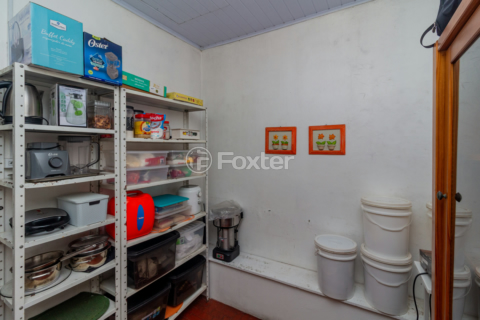 Image 35 - 1000791