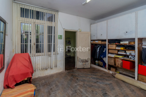 Image 16 - 1000791