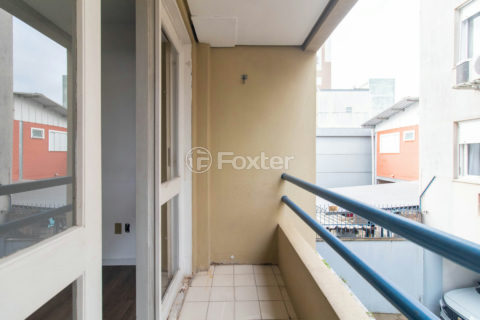 Image 3 - 1000929