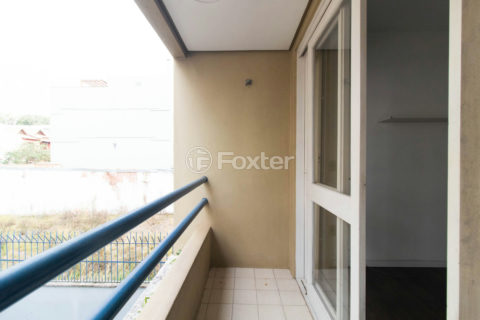 Image 2 - 1000929