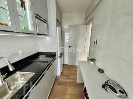 Image 4 - 1000963