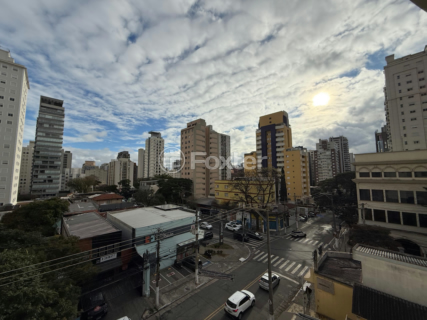 Image 23 - 1000975