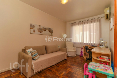 Image 31 - 1000982
