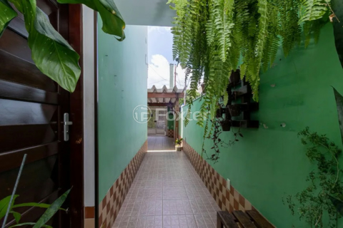 Image 31 - 1001000
