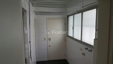 Image 34 - 1001003